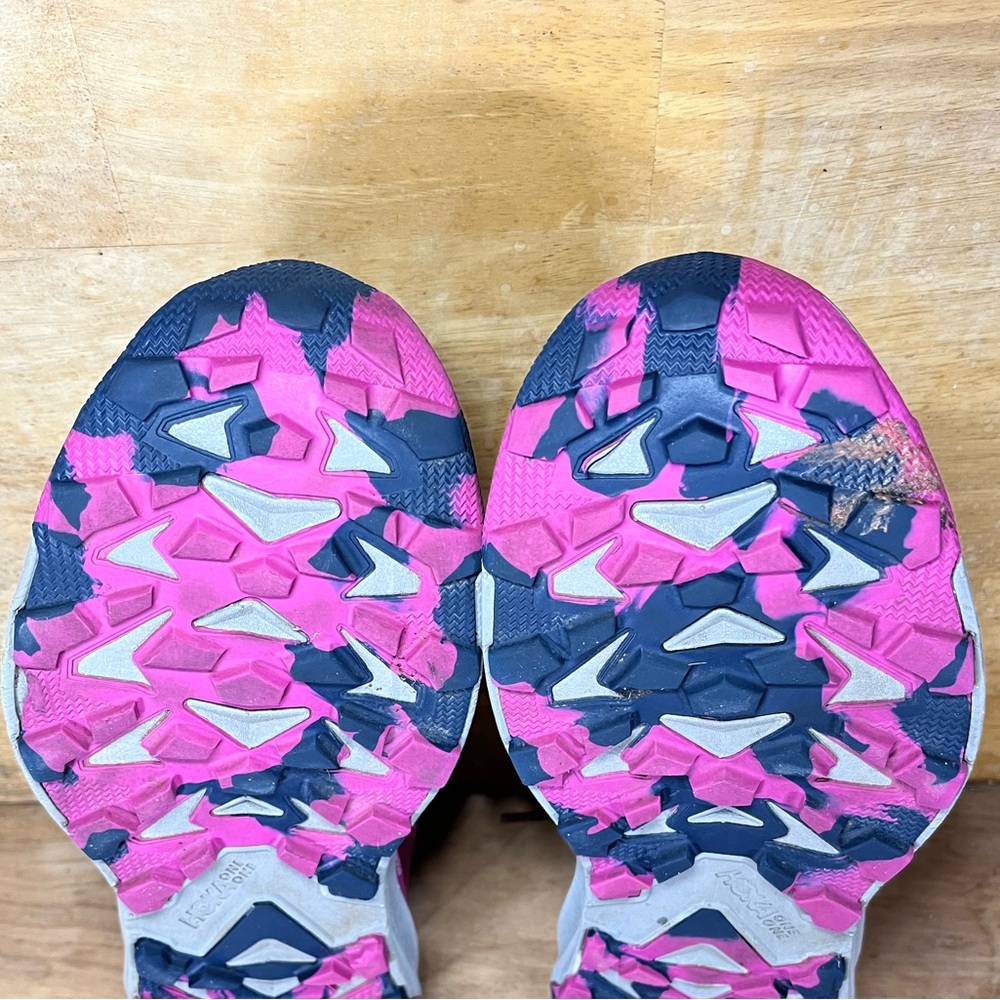 Hoka One One Torrent 2 Womens Size 9.5 Trail Running Shoes Festival Fuchsia - Picture 9 of 10